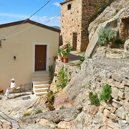 Lacasetta98 بيت للعطل